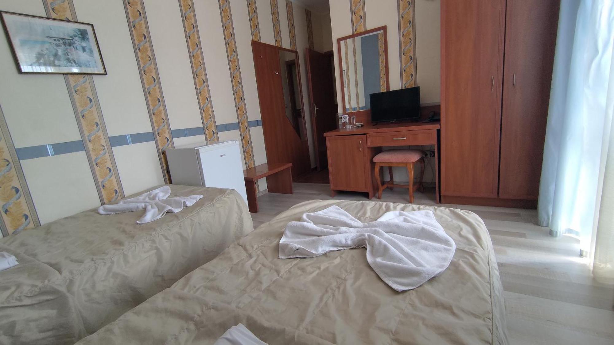 Lotos Hotel บัลชิค ภายนอก รูปภาพ