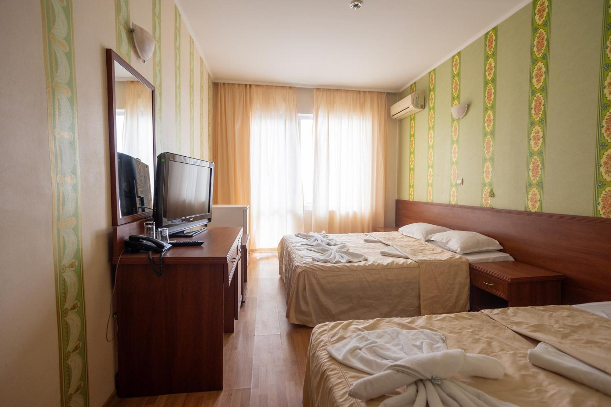 Lotos Hotel บัลชิค ภายนอก รูปภาพ