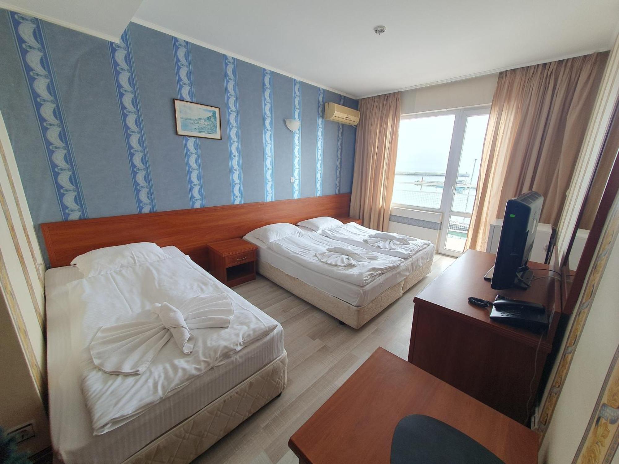 Lotos Hotel บัลชิค ภายนอก รูปภาพ